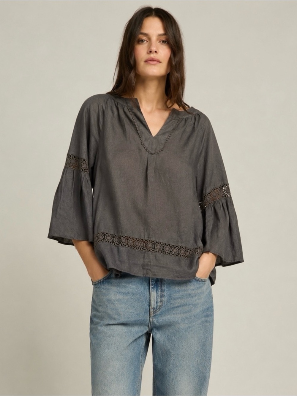 #5) NWOT crown & ivy navy linen blouse